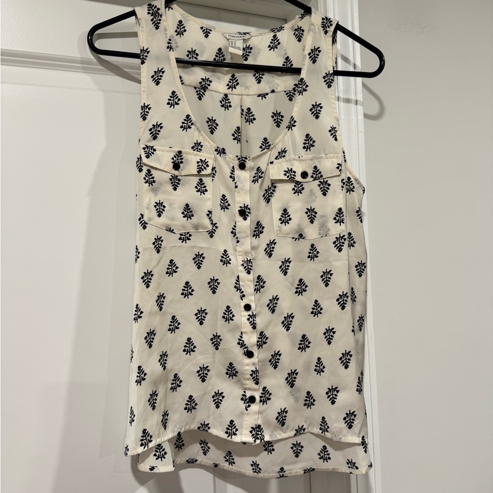 Forever 21 Sleeveless Blouse! Size Medium!!